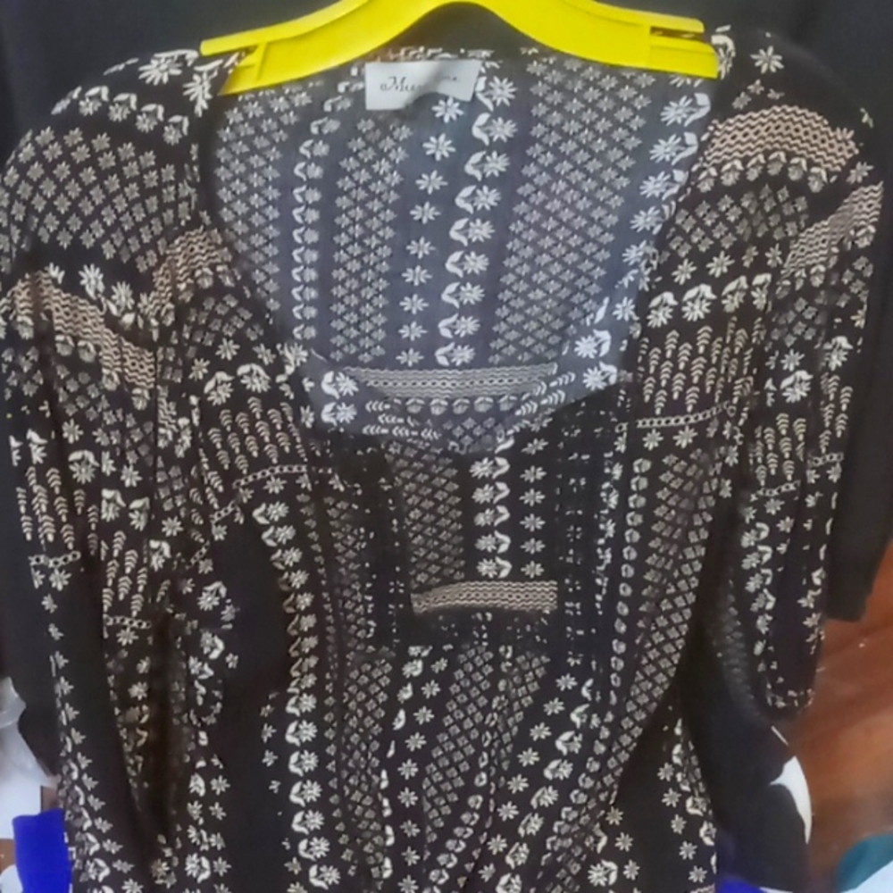 Meera Lane size 1x womens top boho